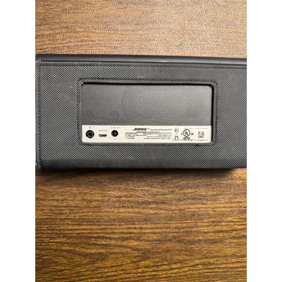 Bose Soundlink Bluetooth Mobile Speaker II 404600 GUC - Picture 4 of 6